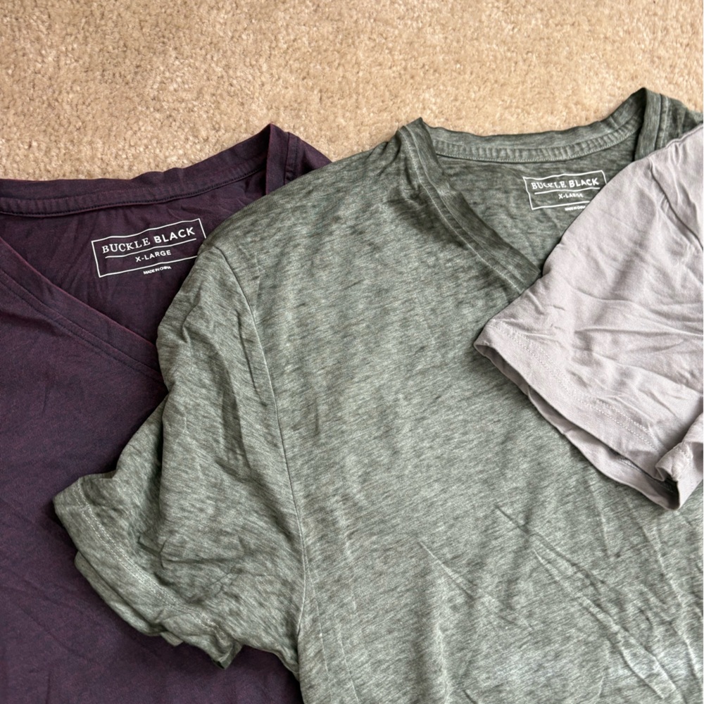 Rue21 Gray T-Shirt